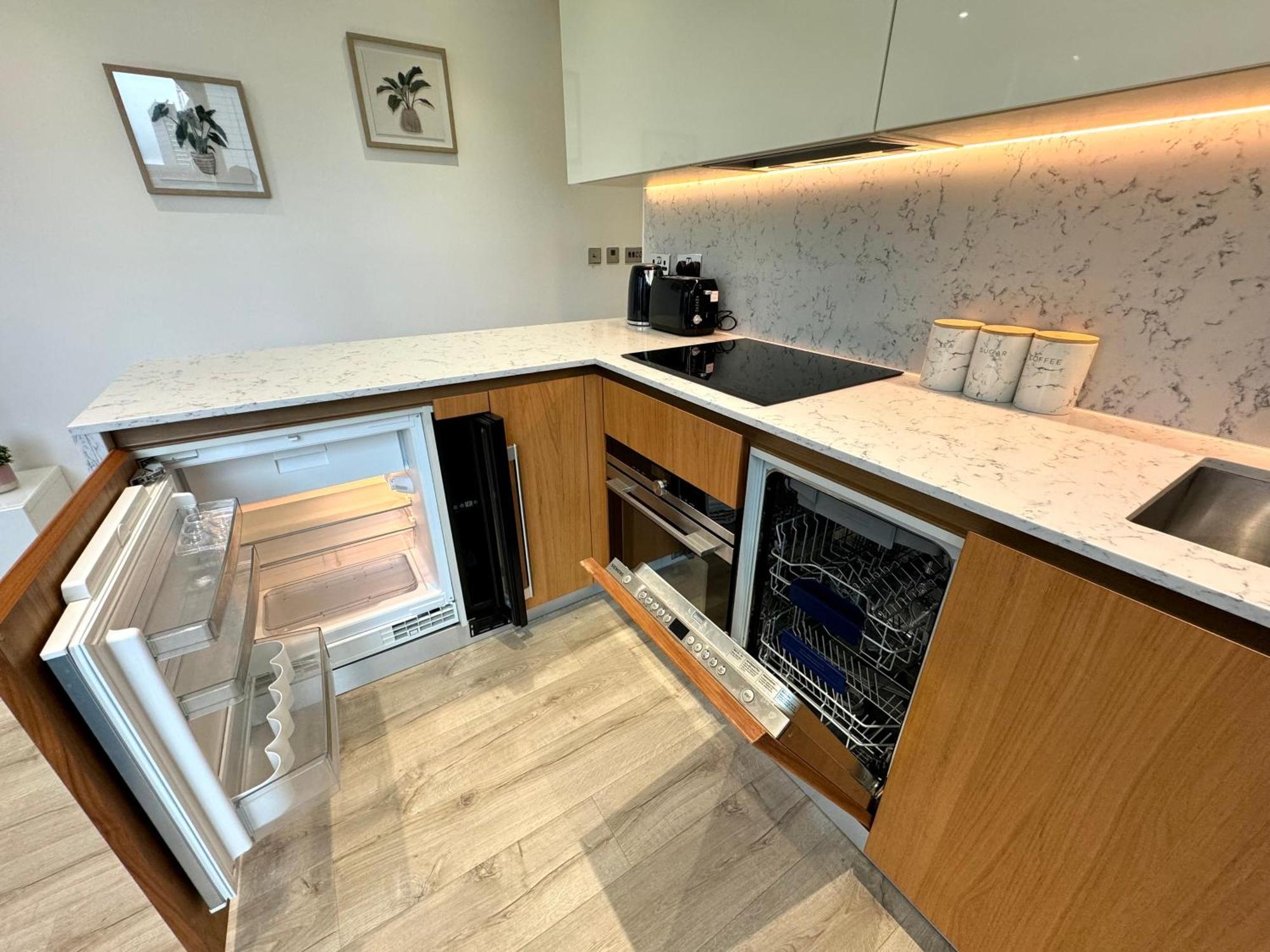 Tower Bridge, London Luxury Flat With Beautiful Garden Views Lejlighed Eksteriør billede