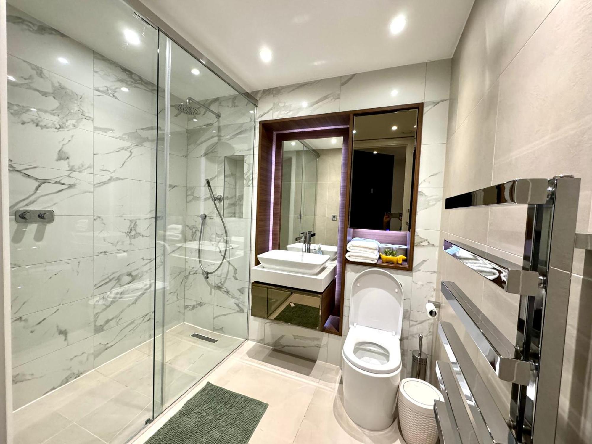 Tower Bridge, London Luxury Flat With Beautiful Garden Views Lejlighed Eksteriør billede